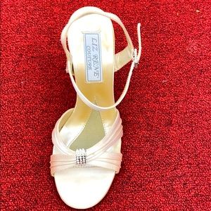 4 inches heel silk bridal shoes